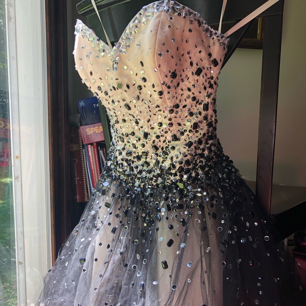 Short Prom/Homecoming/Formal Dress